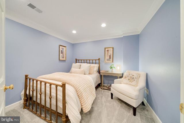 12044 CHESTNUT GLEN RD, Clarksburg, MD 20871