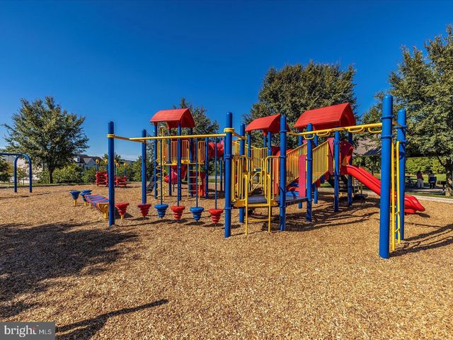 12044 CHESTNUT GLEN RD, Clarksburg, MD 20871