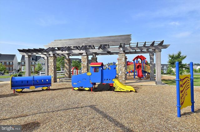 12044 CHESTNUT GLEN RD, Clarksburg, MD 20871