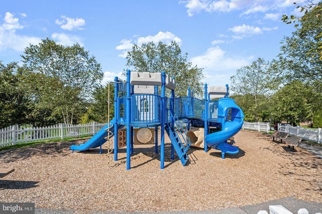 12044 CHESTNUT GLEN RD, Clarksburg, MD 20871