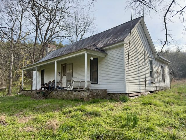 3780 Hurricane Creek Rd, Woodbury, TN 37190