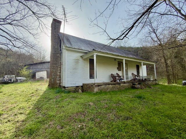 3780 Hurricane Creek Rd, Woodbury, TN 37190