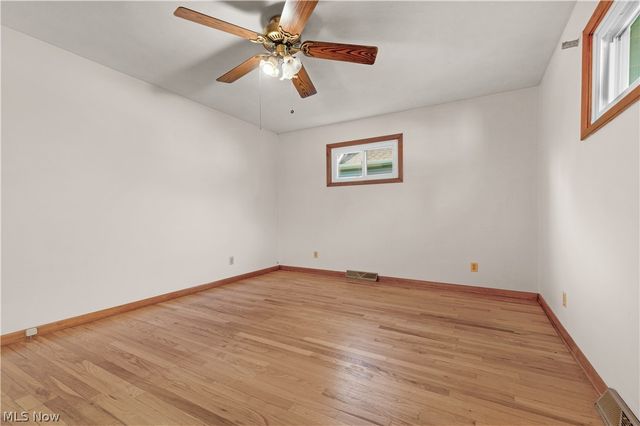 128 Forest Boulevard, Avon Lake, OH 44012