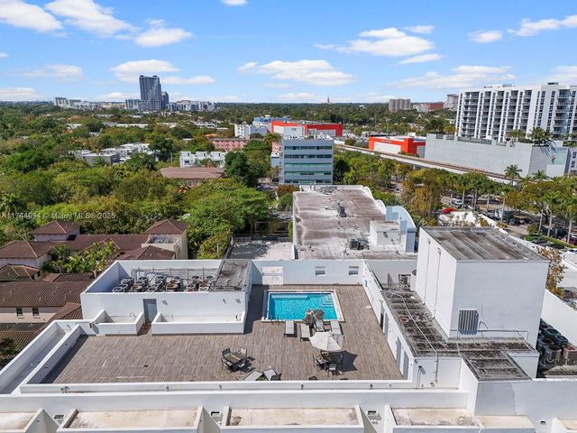 2740 SW 28th Ter 508, Miami, FL 33133