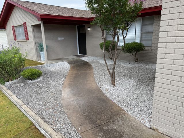 4017 Welch Avenue, Fort Worth, TX 76133