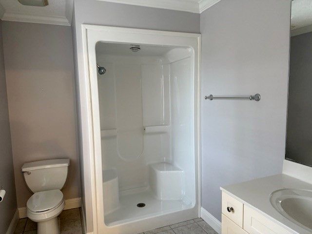 368 Stillwater Drive, Paris, TN 38242