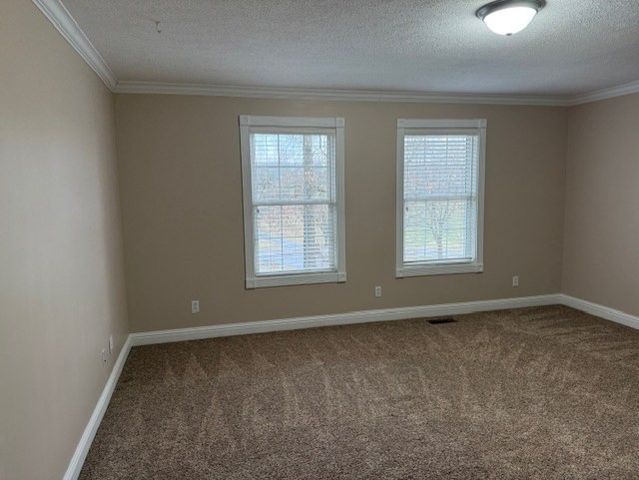 368 Stillwater Drive, Paris, TN 38242