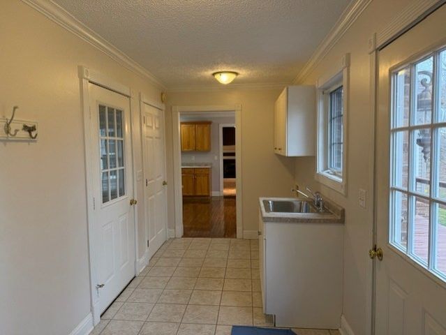 368 Stillwater Drive, Paris, TN 38242