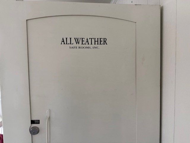 368 Stillwater Drive, Paris, TN 38242