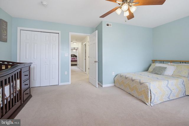 492 HARMON RD, Philadelphia, PA 19128