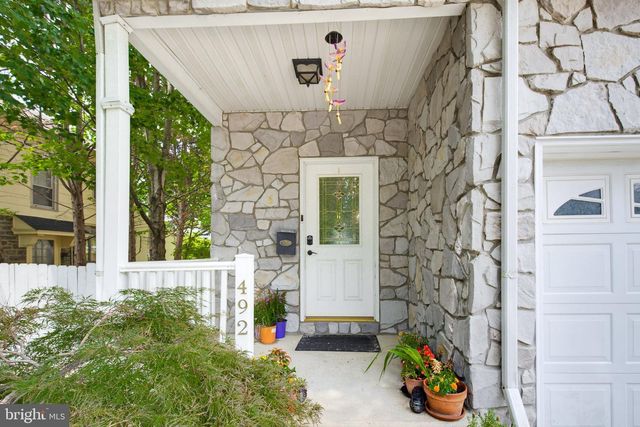 492 HARMON RD, Philadelphia, PA 19128