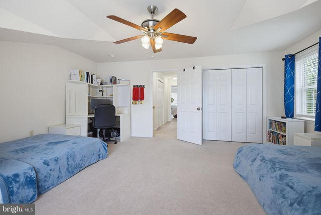 492 HARMON RD, Philadelphia, PA 19128