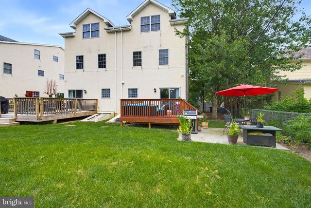 492 HARMON RD, Philadelphia, PA 19128