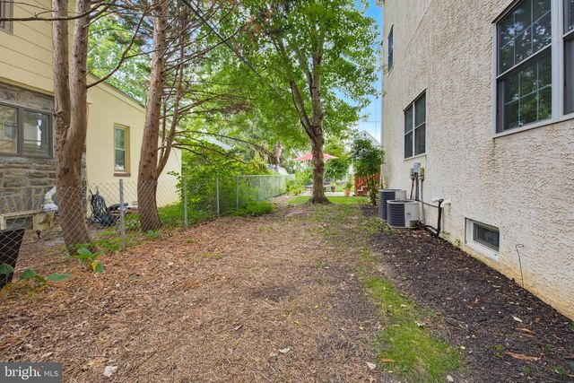 492 HARMON RD, Philadelphia, PA 19128