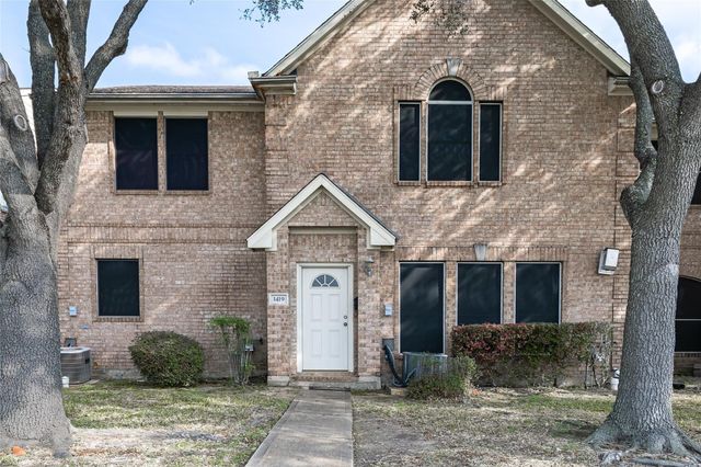 1417 Tx-146 S, La Porte, TX 77571