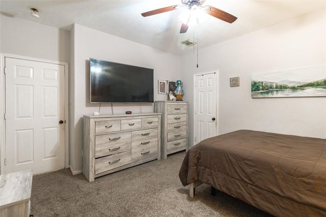 1417 Tx-146 S, La Porte, TX 77571
