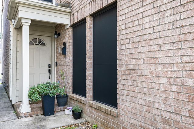 1417 Tx-146 S, La Porte, TX 77571