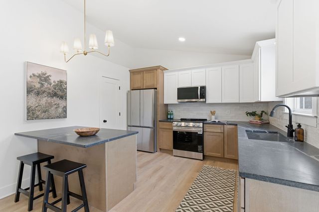 2014 Big Oak Dr, Spring Hill, TN 37174