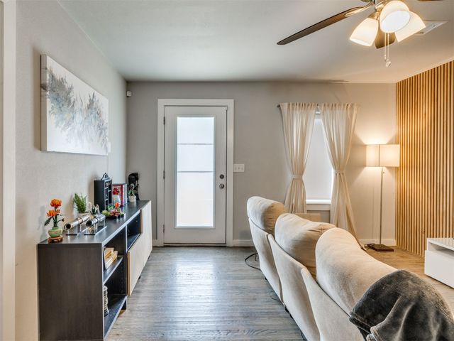 527 E Latimer Court, Tulsa, OK 74106