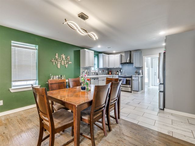 527 E Latimer Court, Tulsa, OK 74106