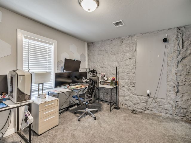 527 E Latimer Court, Tulsa, OK 74106