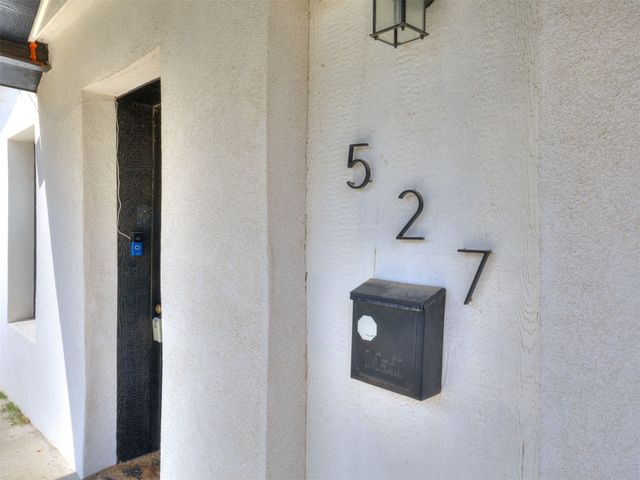 527 E Latimer Court, Tulsa, OK 74106