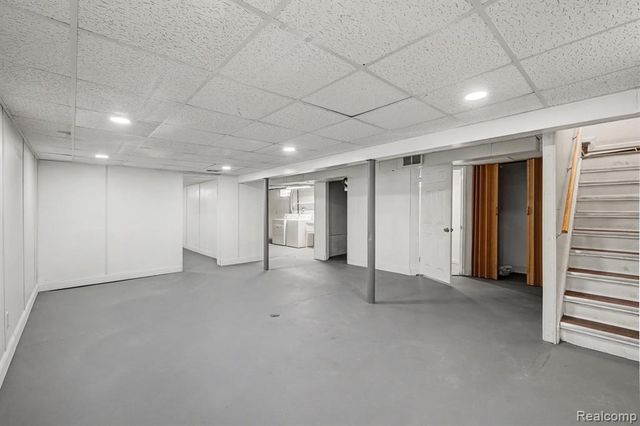 13704 Sherman Avenue, Warren, MI 48089