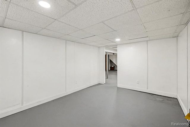 13704 Sherman Avenue, Warren, MI 48089