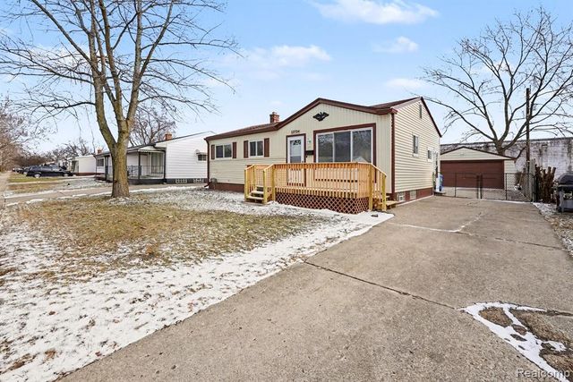 13704 Sherman Avenue, Warren, MI 48089