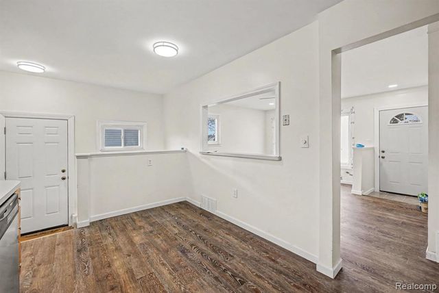 13704 Sherman Avenue, Warren, MI 48089