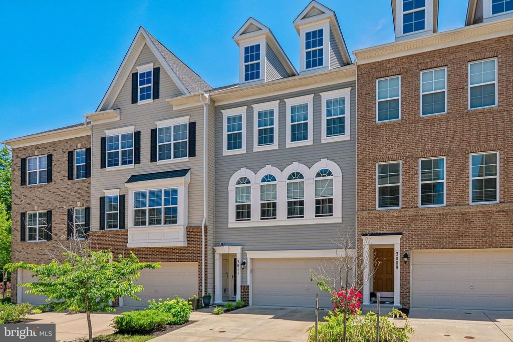Image 2 of property listing at 3011 MIA LN, Upper Marlboro, MD 20774
