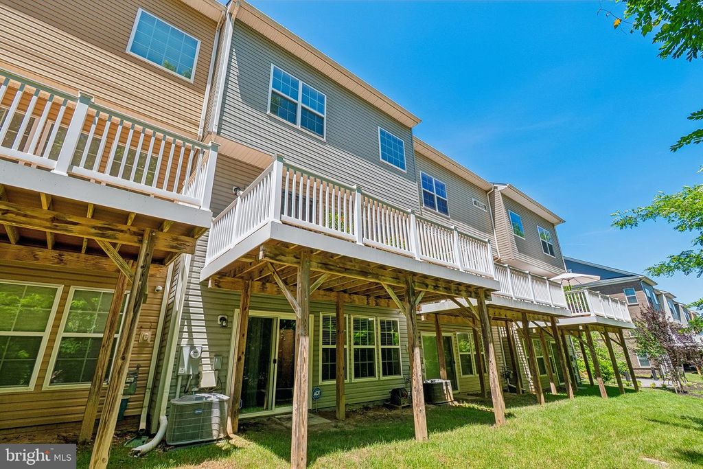 Image 22 of property listing at 3011 MIA LN, Upper Marlboro, MD 20774