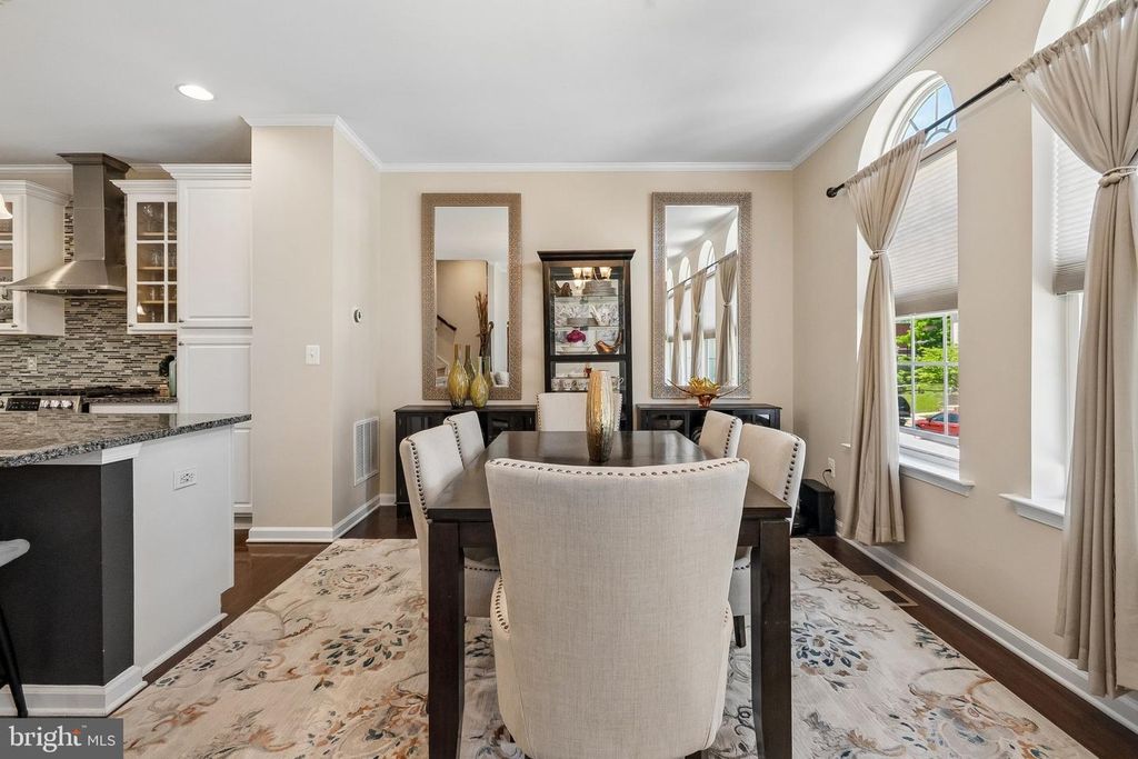 Image 7 of property listing at 3011 MIA LN, Upper Marlboro, MD 20774