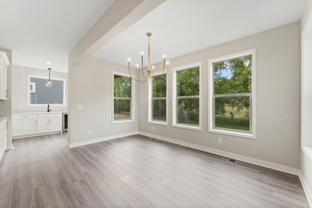 7624 22nd Avenue E, Shakopee, MN 55379