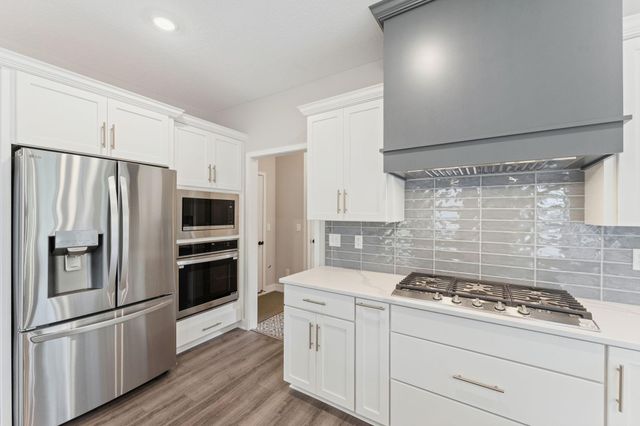 7624 22nd Avenue E, Shakopee, MN 55379