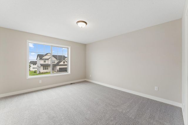 7624 22nd Avenue E, Shakopee, MN 55379