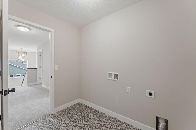 7624 22nd Avenue E, Shakopee, MN 55379