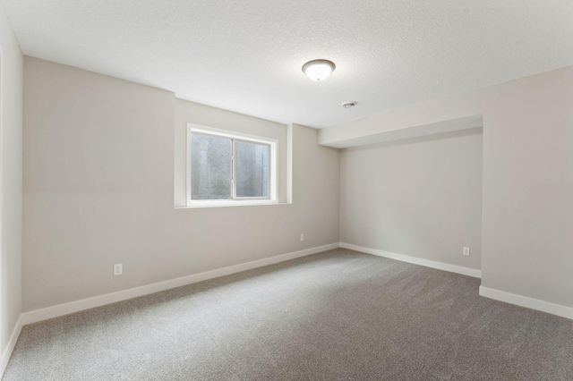 7624 22nd Avenue E, Shakopee, MN 55379