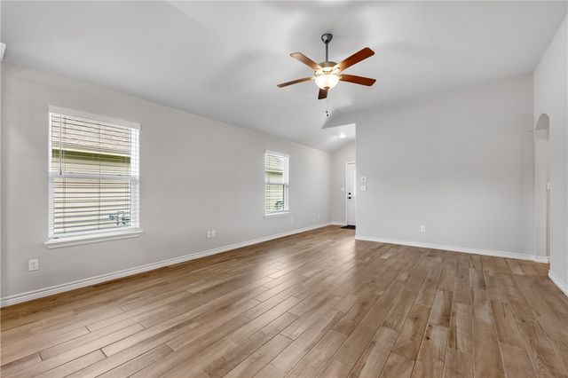 7714 Pruet Dr, Corpus Christi, TX 78414