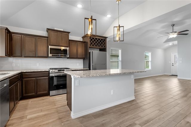 7714 Pruet Dr, Corpus Christi, TX 78414