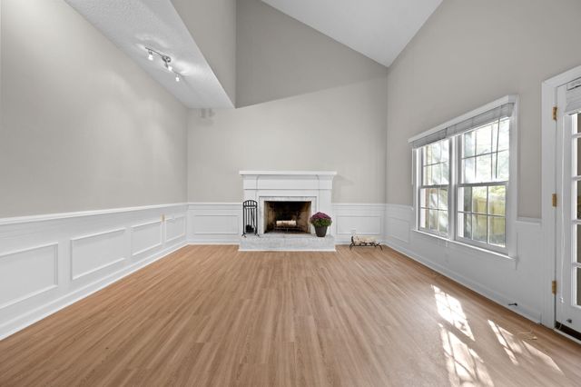 17 Plantation Circle, Summerville, SC 29485