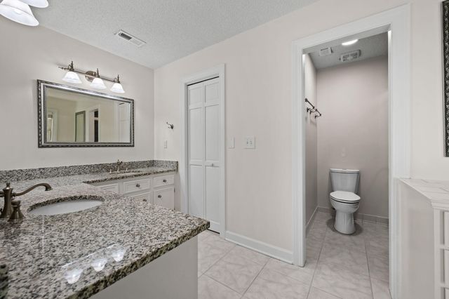 17 Plantation Circle, Summerville, SC 29485