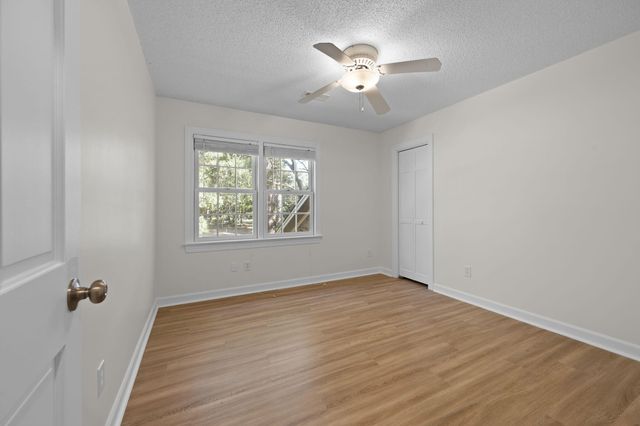 17 Plantation Circle, Summerville, SC 29485