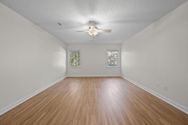 17 Plantation Circle, Summerville, SC 29485