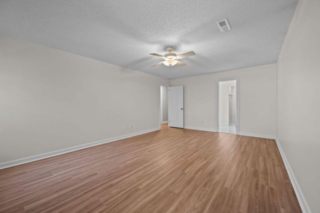 17 Plantation Circle, Summerville, SC 29485