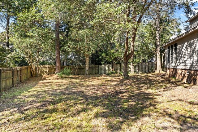 17 Plantation Circle, Summerville, SC 29485