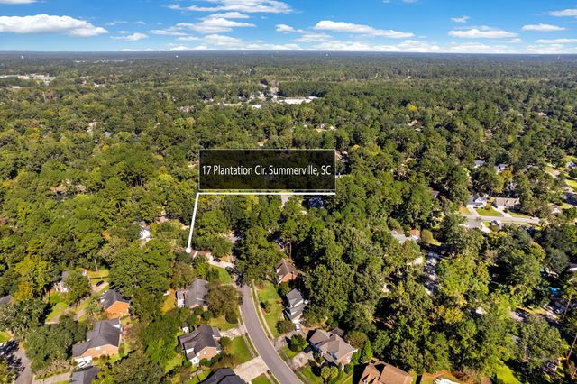 17 Plantation Circle, Summerville, SC 29485