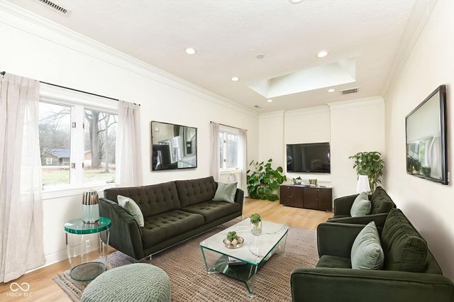 7260 W 93rd Street, Zionsville, IN 46077