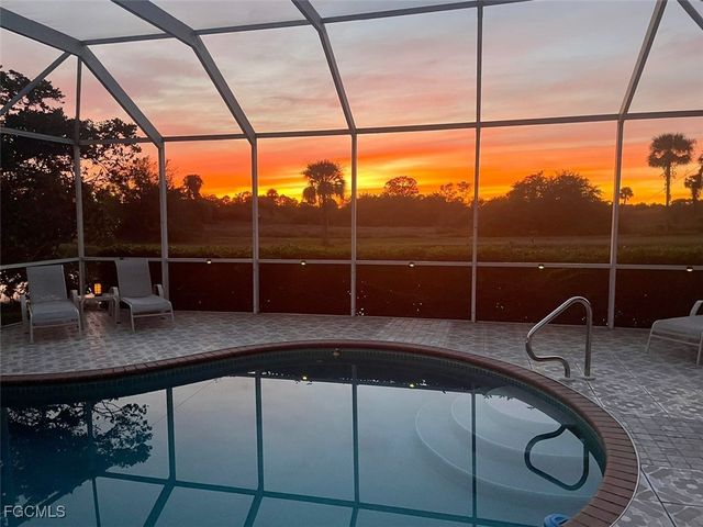 622 Mirror Lakes Falls CT, Lehigh Acres, FL 33974