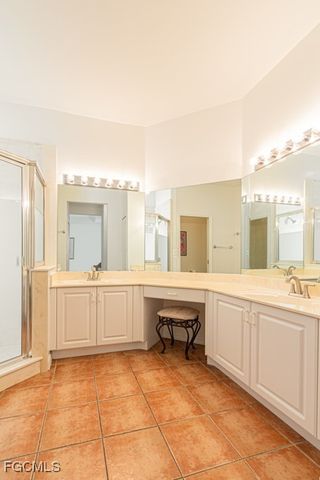 622 Mirror Lakes Falls CT, Lehigh Acres, FL 33974